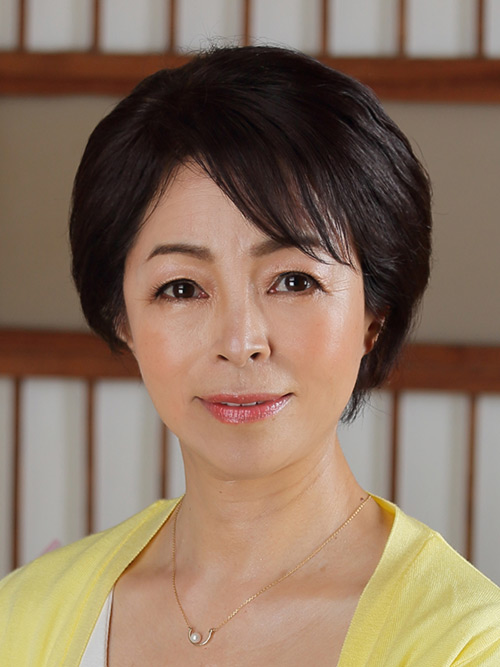 京子〈57歳〉白い柔肌