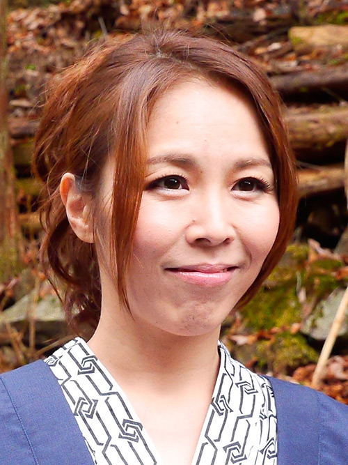 京子 （43歳）旅先でばったり出会った元カレと…