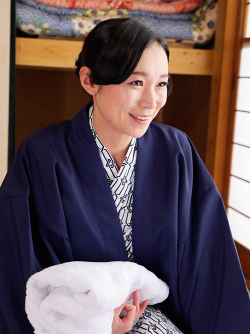 尚美（40歳）混浴でのぼせてしまい…