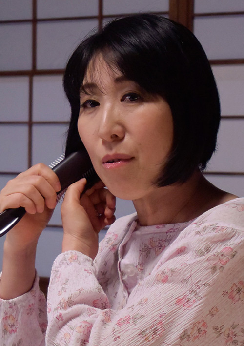 美麗熟女 涼子（55歳）