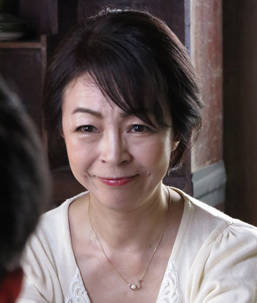 美麗熟女 京子さん （57歳）