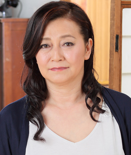 美麗熟女 麻子さん  （60歳）