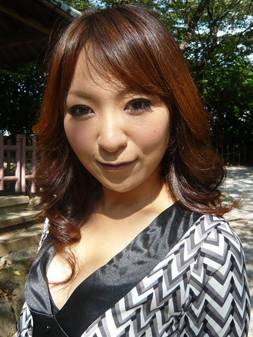 美麗熟女 恵理香さん (29歳) 美麗熟女 恵理香さん (29歳)